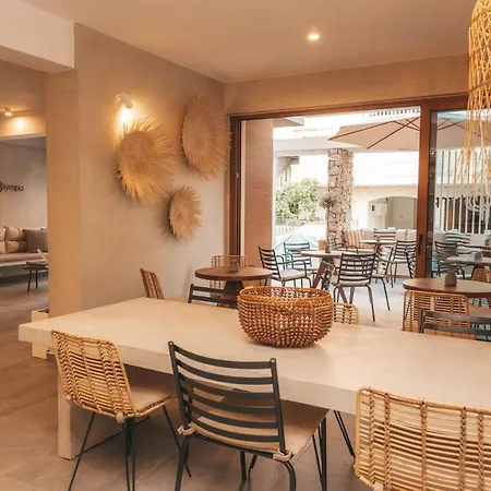 Casa Olympo Hotel 3*