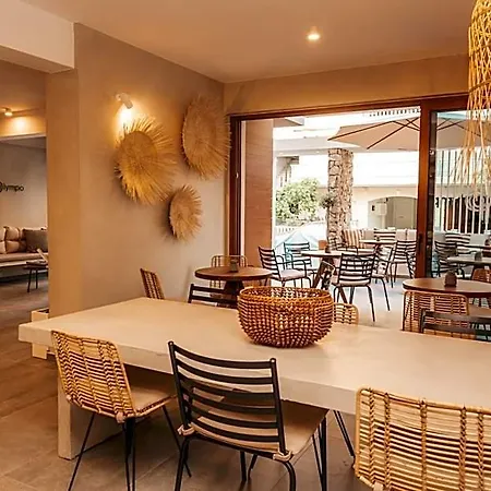 ホテル Casa Olympo Paralía